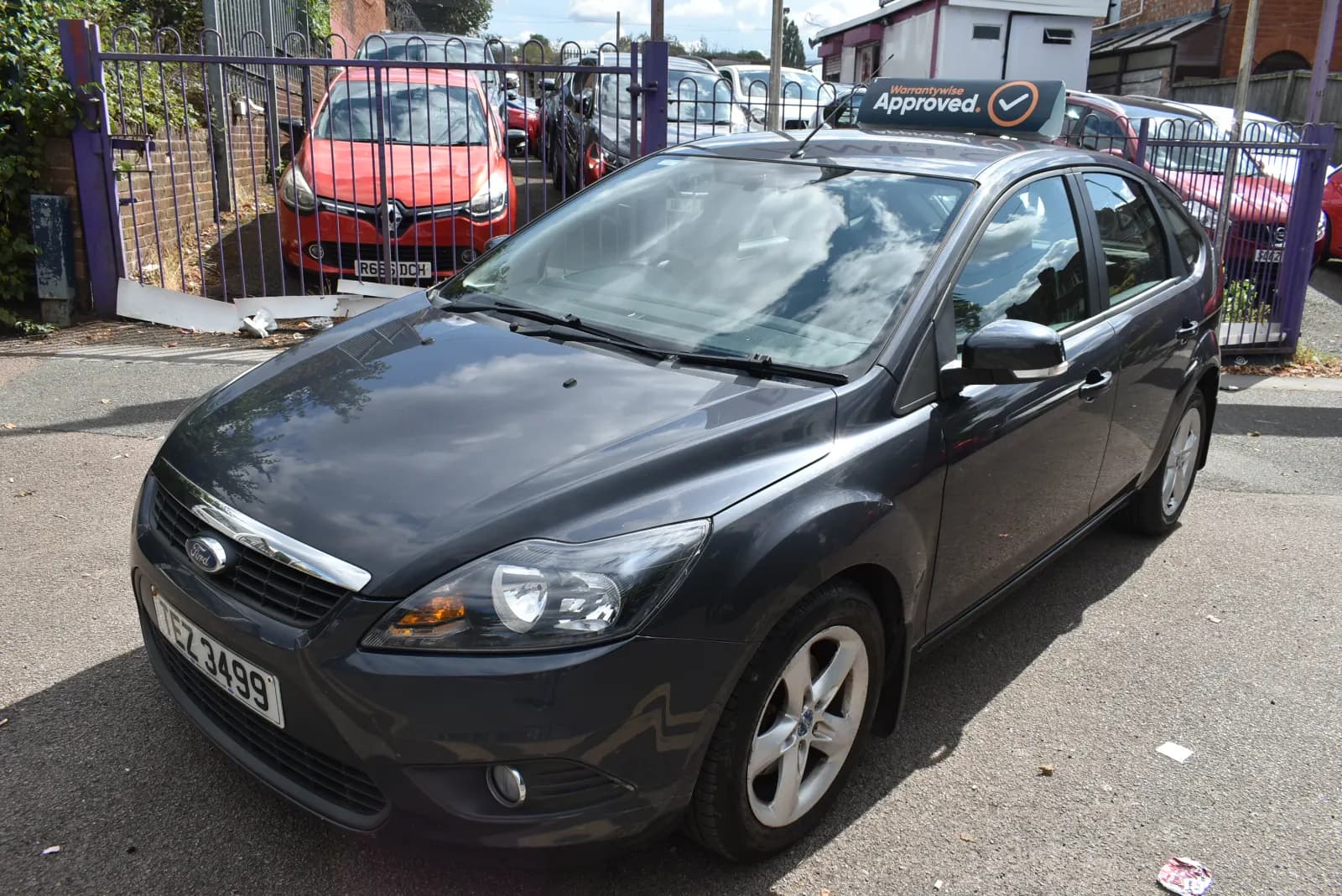 Ford Focus Zetec 100